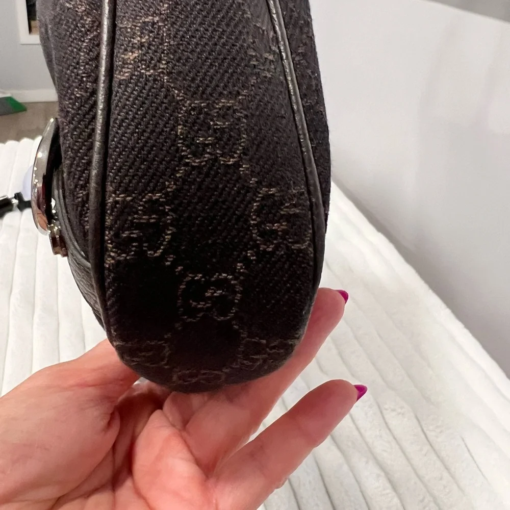 💯 Authentic Gucci Abbey GG Denim Hobo Bag-Pristine condition! - Picture 4 of 6